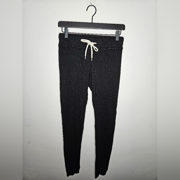 Monrow Black Ribbed Drawstring Joggers - Picture 6 of 9
